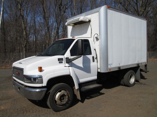2007 GMC C5500 Refrigerated Box Truck
