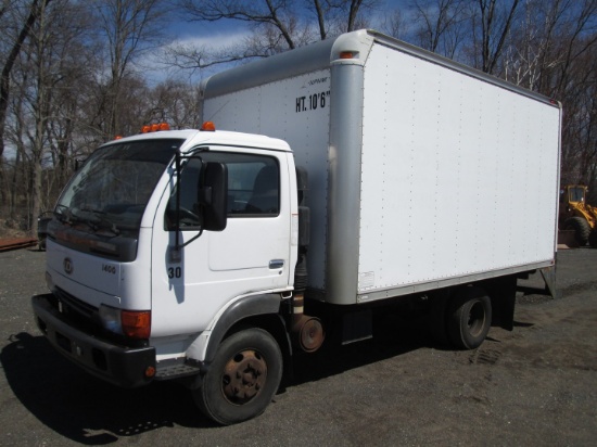 2008 UD 1400 S/A Cabover Box Truck