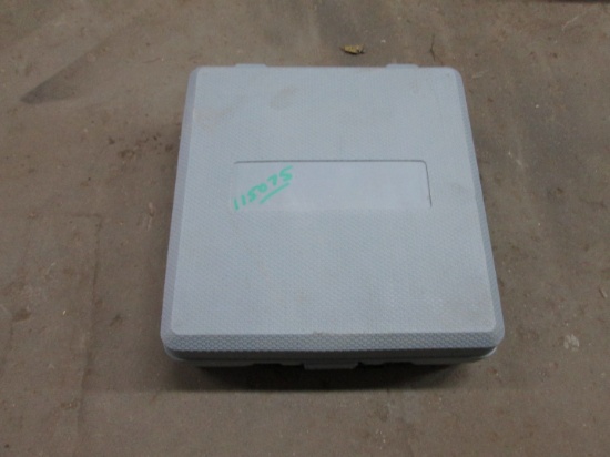 1/2" Drive Impact Gun and Socket Set