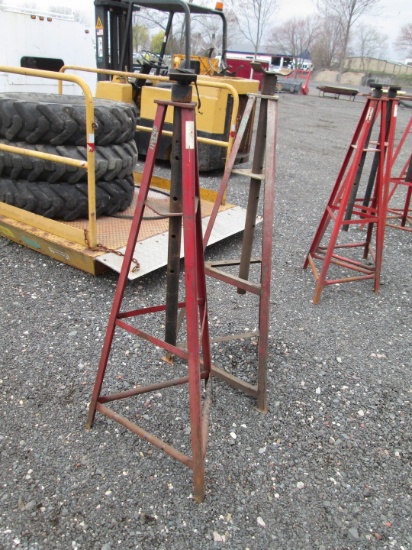(2) Jack Stands