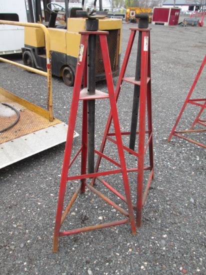 (2) Jack Stands
