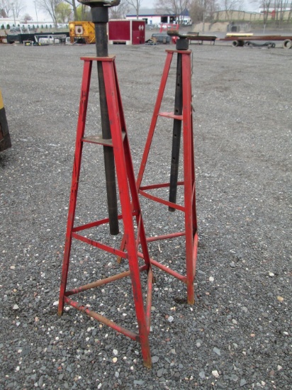 (2) Jack Stands