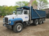 1993 Mack RD600 Tri/A Dump Truck