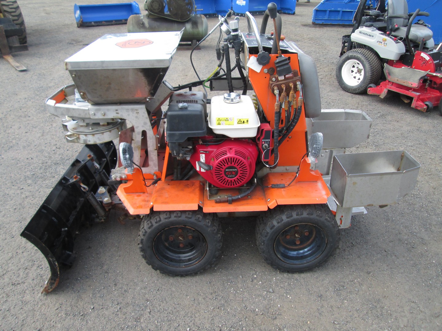 2017 Snow Rator Zx4 Ride On Sand/Salt Spreader | Proxibid