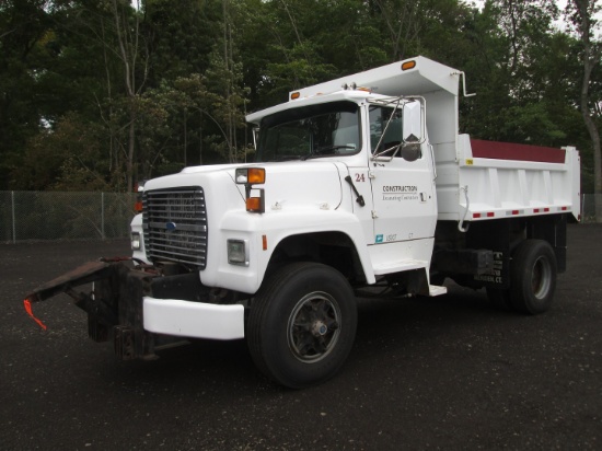 1997 Ford L8000 S/A Dump Truck