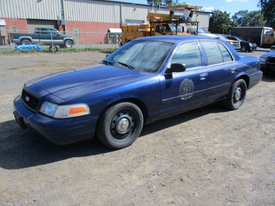 2006 Ford Crown Victoria 4 Door Sedan