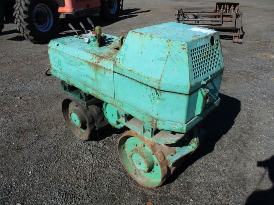 2001 Rammax P33/24 Vibratory Trench Compactor