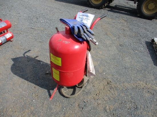 Central Pneumatic Sand Blast Pot