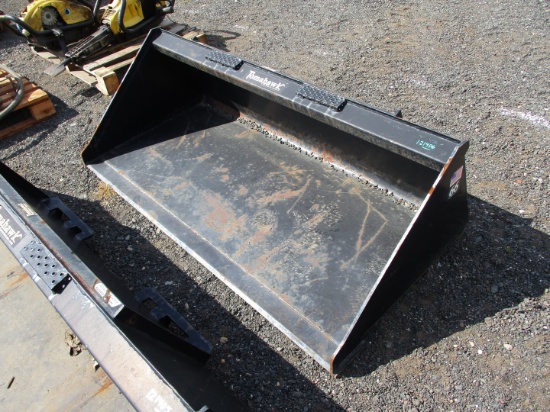 Tomahawk 66" GP Bucket