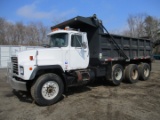 2000 Mack RD688S Tri/A Dump Truck