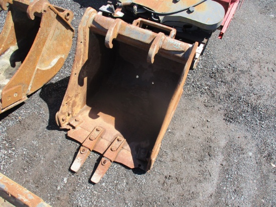 Bobcat 24" Bucket With Teeth