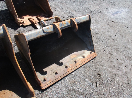 Bobcat 36" Cleanup Bucket With BOCE