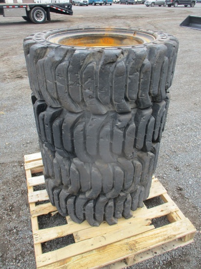 (4) 33x12-20 Aperture Skid Steer Tires