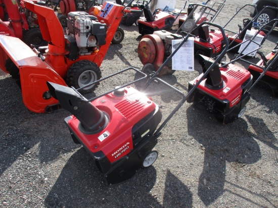 Honda HS720 Snow Thrower