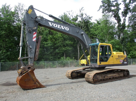2004 Volvo EC240BLC Hydraulic Excavator