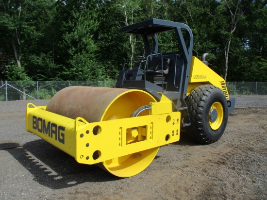 2000 Bomag BW213D-3 Smooth Drum Vibratory Roller