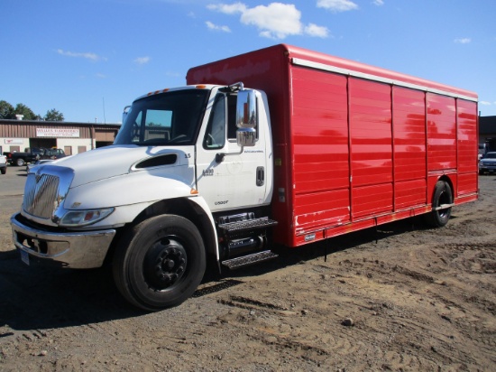 2006 International 4400 S/A Beverage Truck