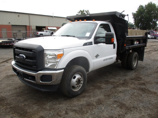 2015 Ford F-350 XL S/A Dump Truck