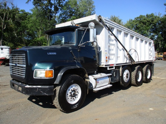 1995 Ford L9000 Tri/A Dump Truck