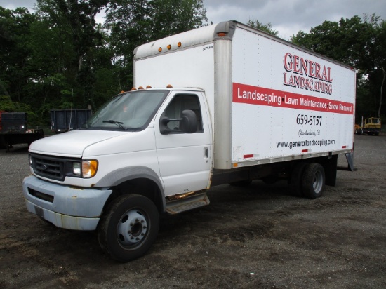 2003 Ford Cutaway Van
