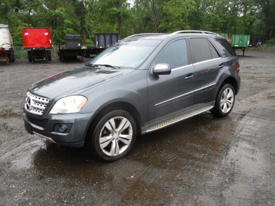 2010 Mercedes Benz ML350 SUV