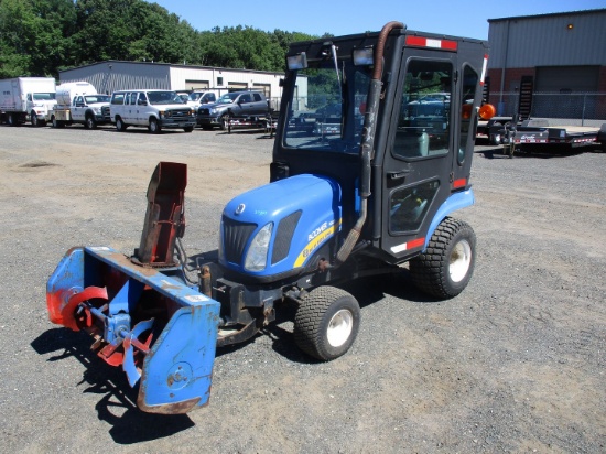 New Holland Boomer 1025 Tractor