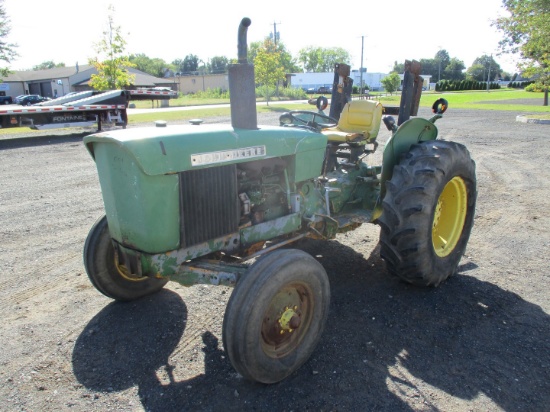 John Deere 302 Tractor