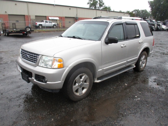 2005 Ford Explorer Limited SUV
