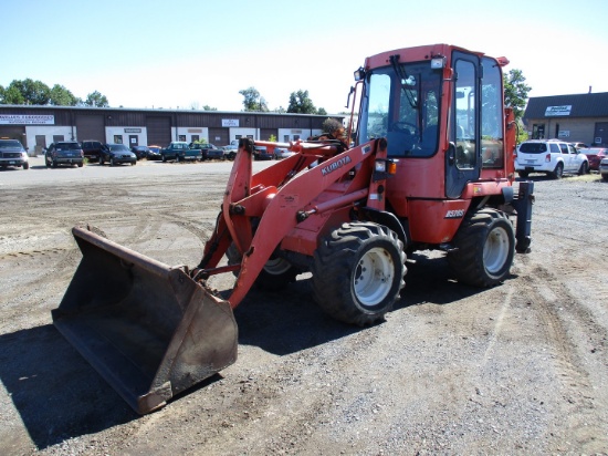 2011 Kubota R520S Rubber Tire Wheel Loader