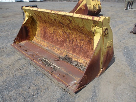Caterpillar 106" 4 In 1 Bucket With BOCE