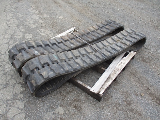 (2) V Track Rubber Tracks
