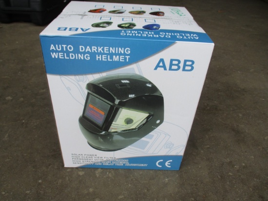 Auto Darkening Welding Helmet