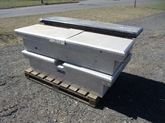 Quantity of Aluminum Cross Boxes