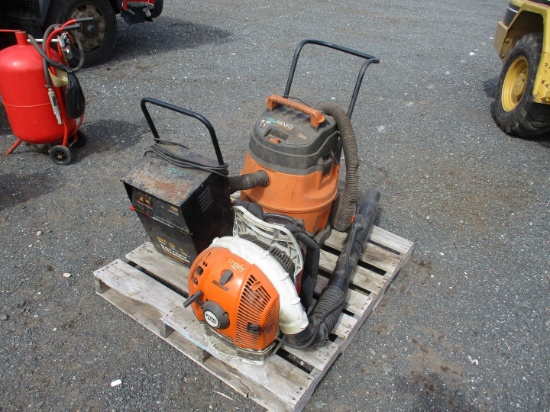 Stihl BR600 Blower, Ridgid Shop Vac,