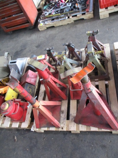 Quantity of Jack Stands