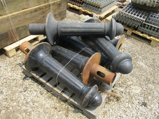 Quantity of Decorative Posts