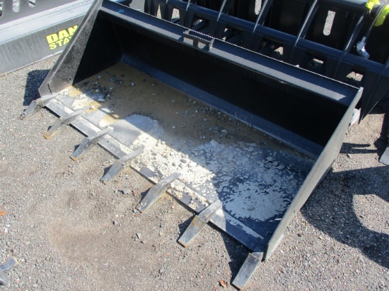 72" Bucket With Teeth