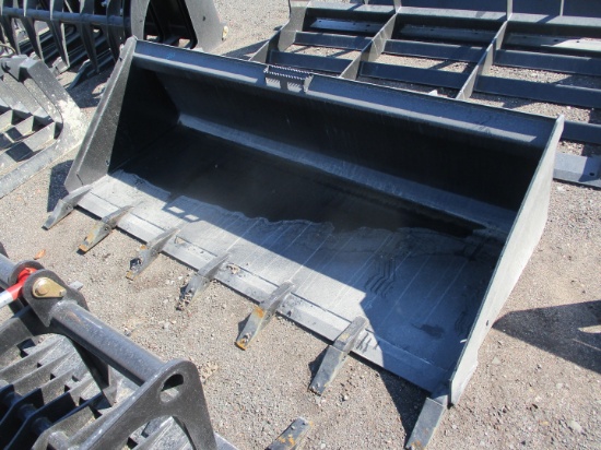 78" Bucket With Teeth