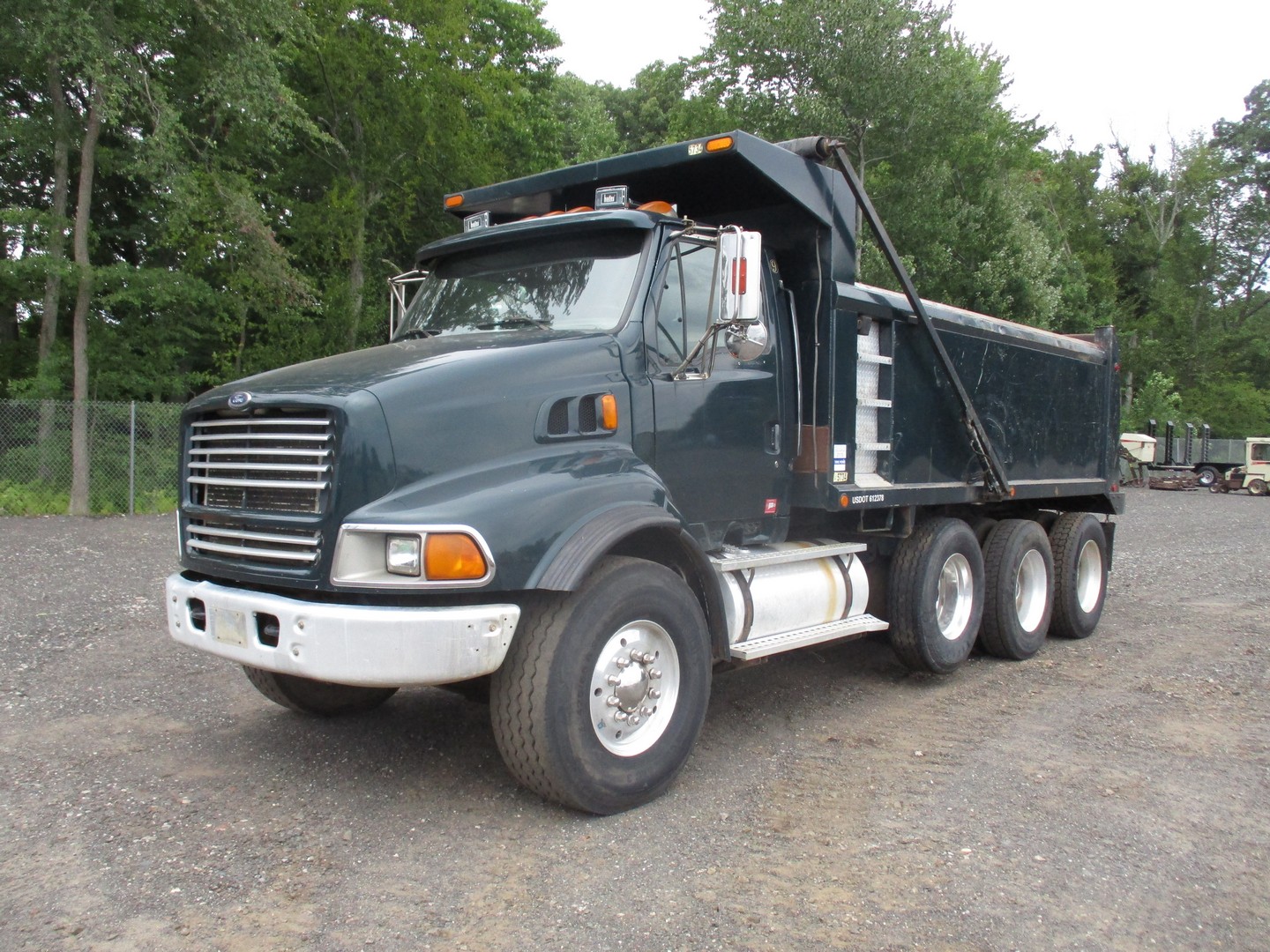 1998 Ford Louisville Tri/A Dump Truck | Proxibid