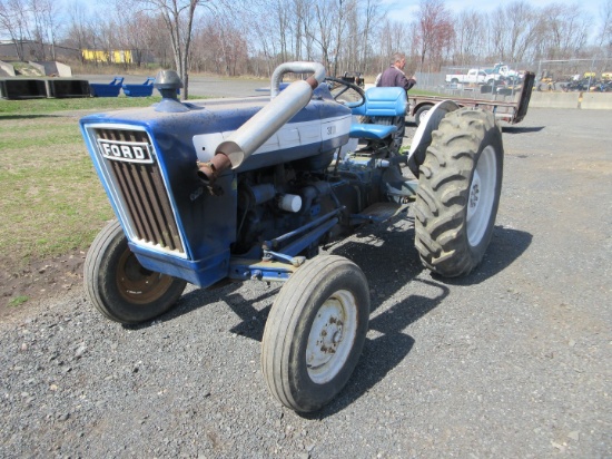 Ford 3000 AG Tractor
