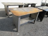 STEEL WORKBENCH WITH SHELF