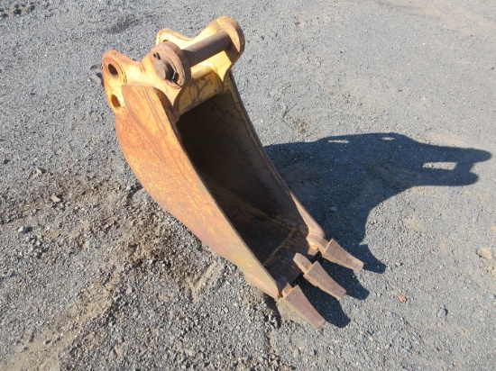 12" BACKHOE BUCKET WITH TEETH
