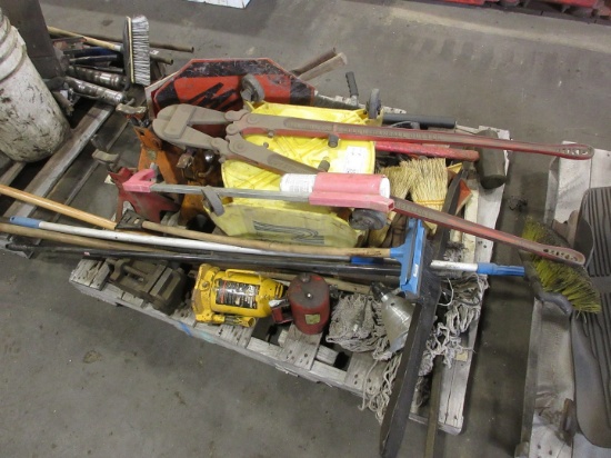 ASSORTED HAND TOOLS