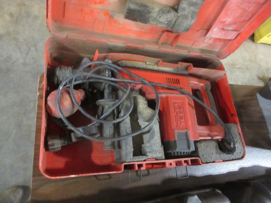 HILTI TE92 ELECTRIC HAMMER DRILL