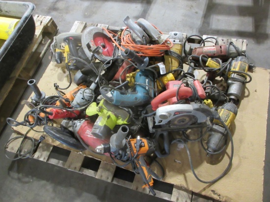 QUANTITY OF ASSORTED POWER TOOLS