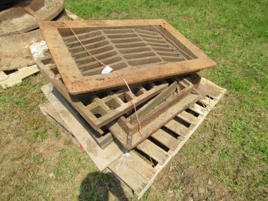 QUANTITY OF CAST IRON DRAINAGE GRATES