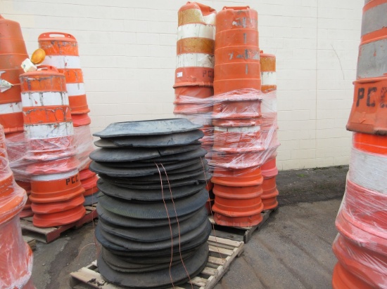QUANTITY OF TRAFFIC BARRELS