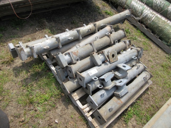 QUANTITY OF STEEL SPREADER ACCESSORIES