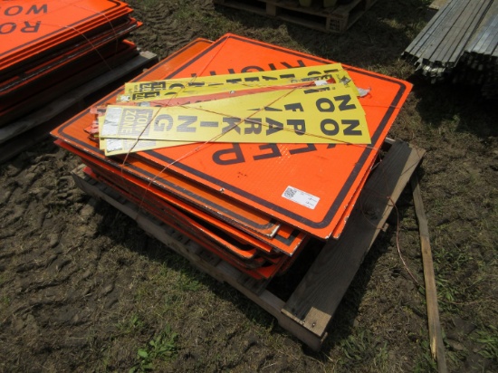 QUANTITY OF ASSORTED ROAD SIGNS