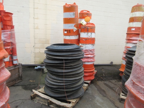 QUANTITY OF TRAFFIC BARRELS